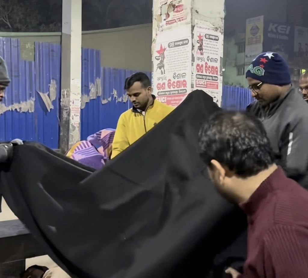 Blanket distribution drive